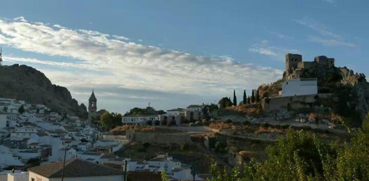 Hostal Nicol'S Hotel Luque Bagian luar foto